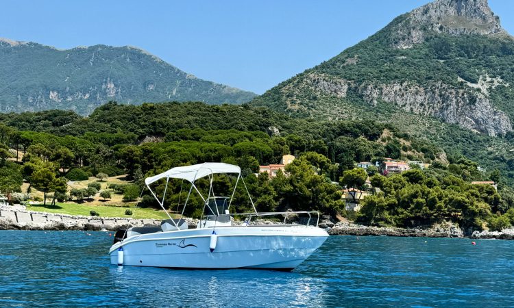 Noleggio barche Maratea 8 DD